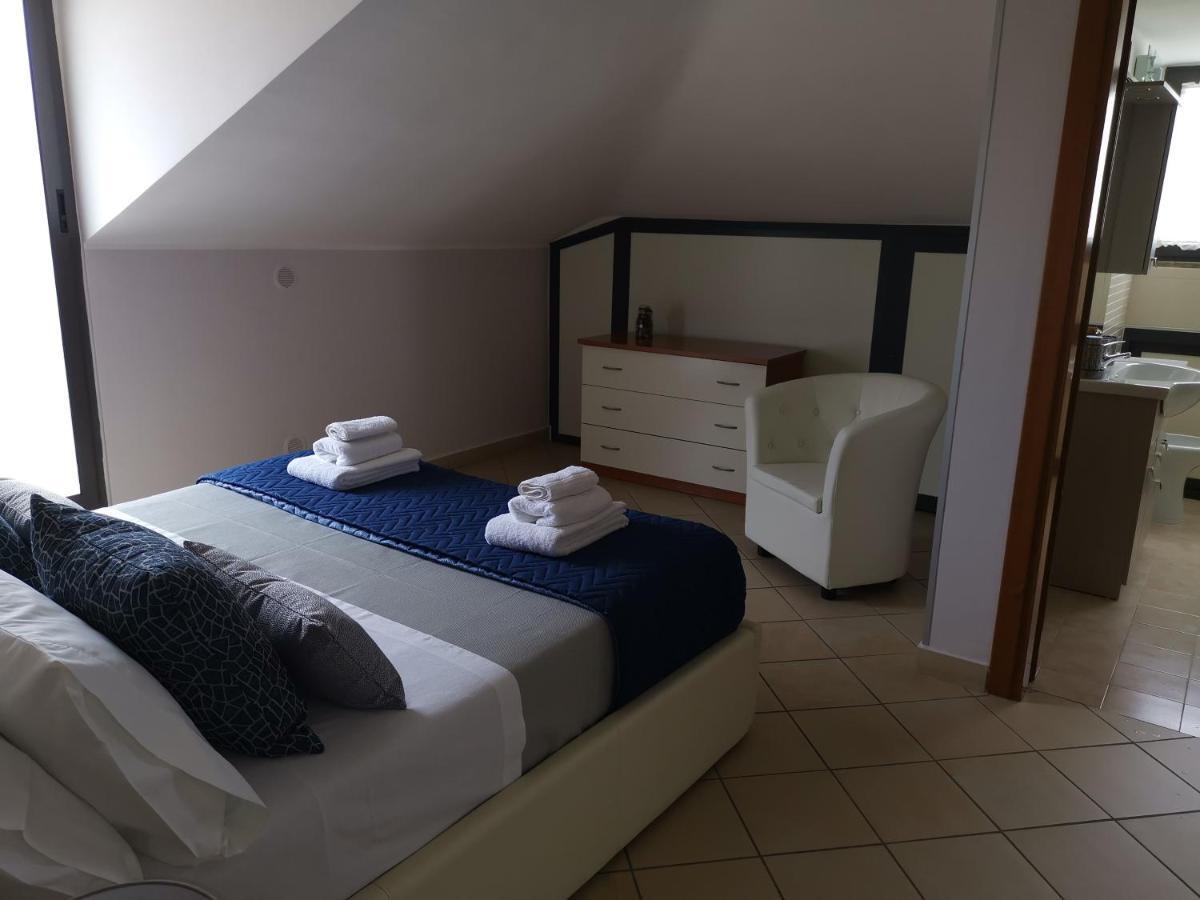 B&B Louise Santa Maria Capua Vetere Luaran gambar