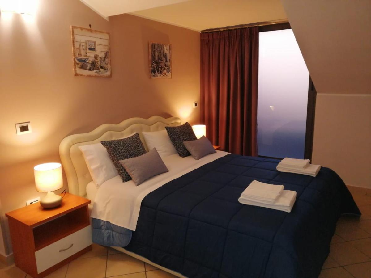B&B Louise Santa Maria Capua Vetere Luaran gambar